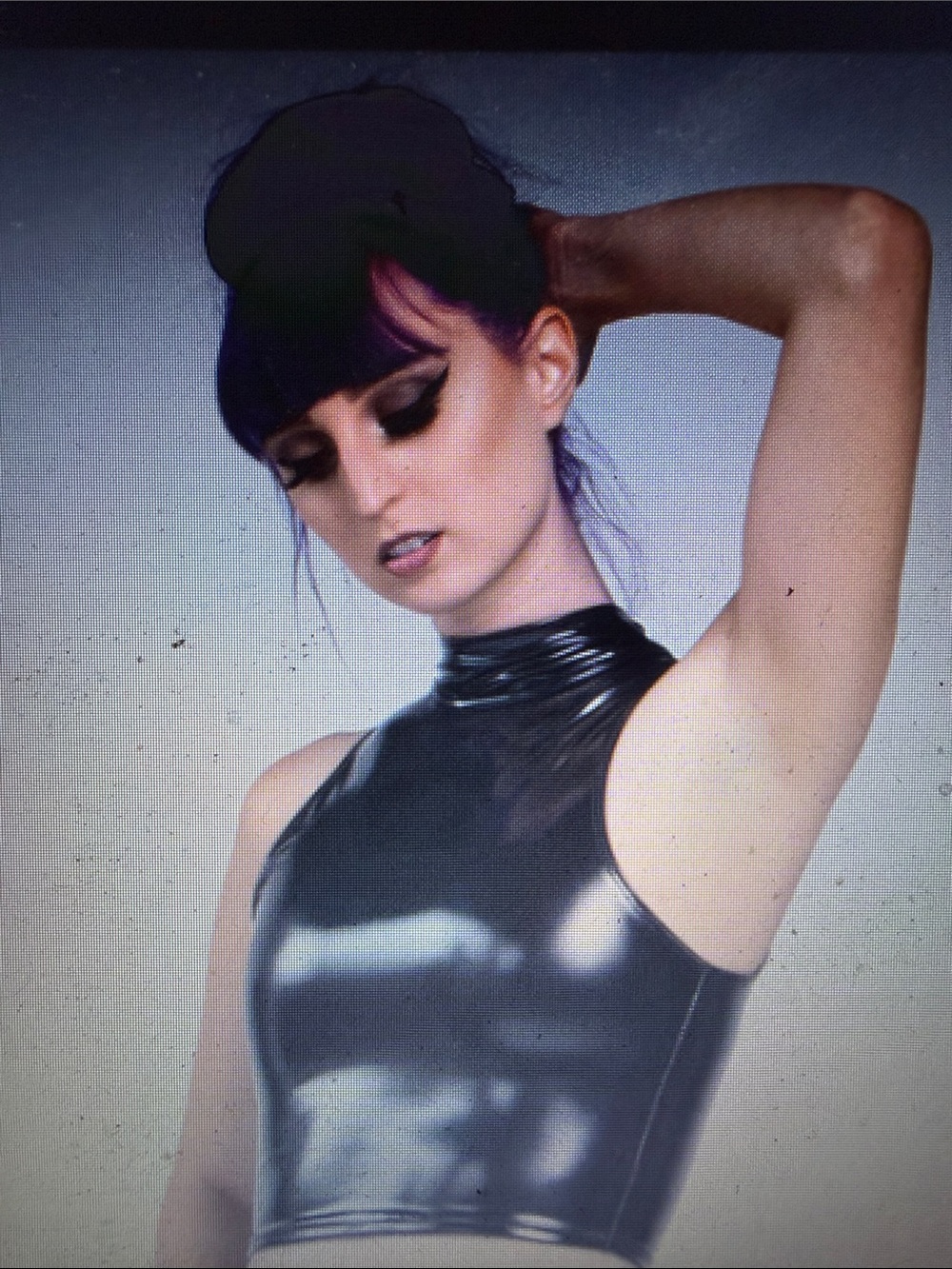 Michelle Uberreste Intrigue Crop Top